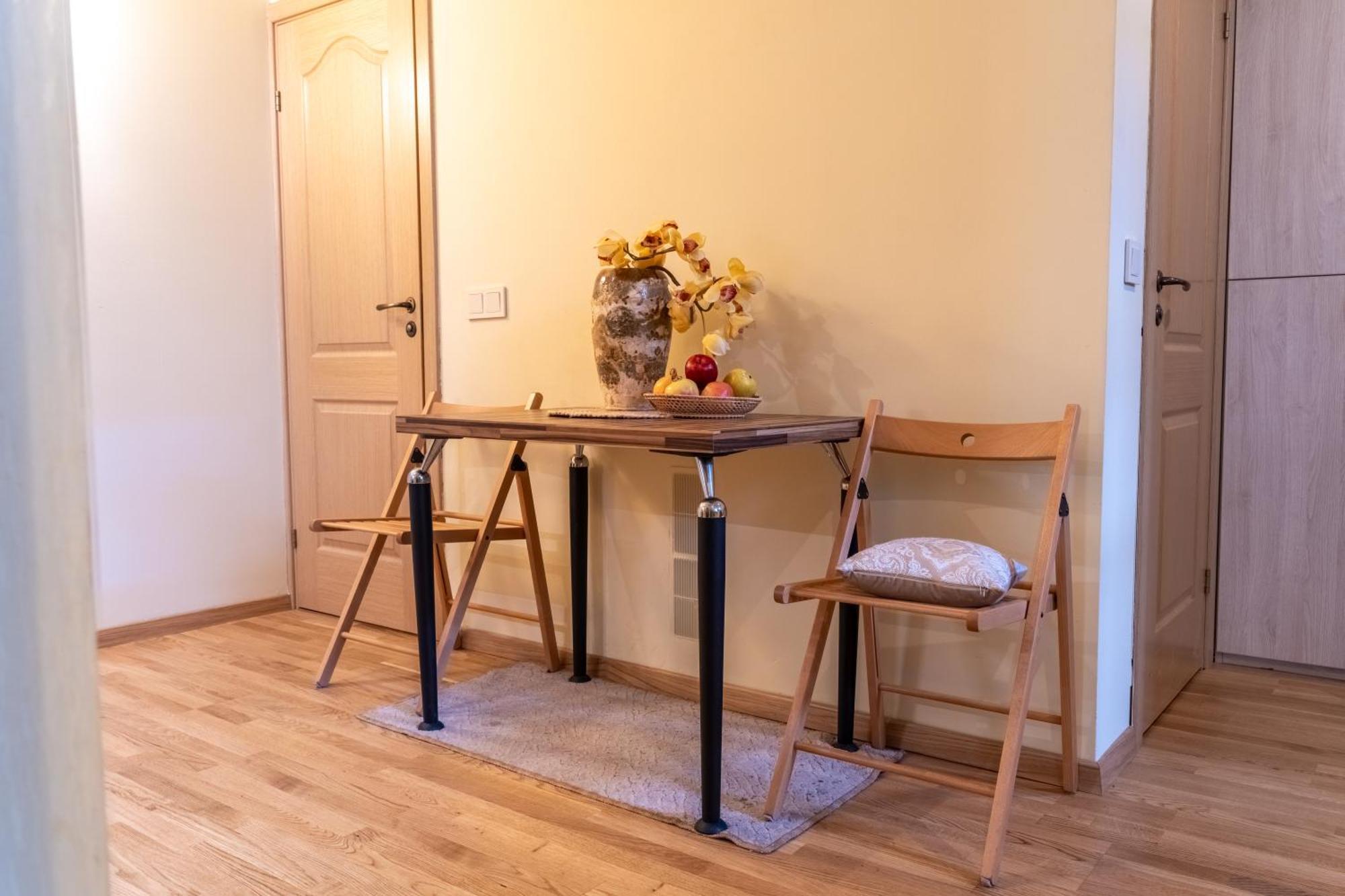 Cozy Suite With Inner Yard VNO Kültér fotó